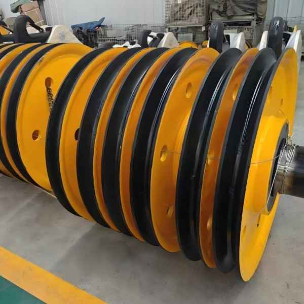Application of overhead crane pulley